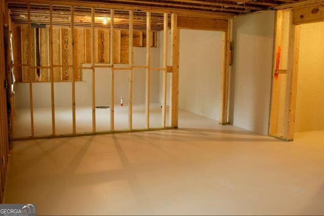 Building Photo - 129 Elijah St