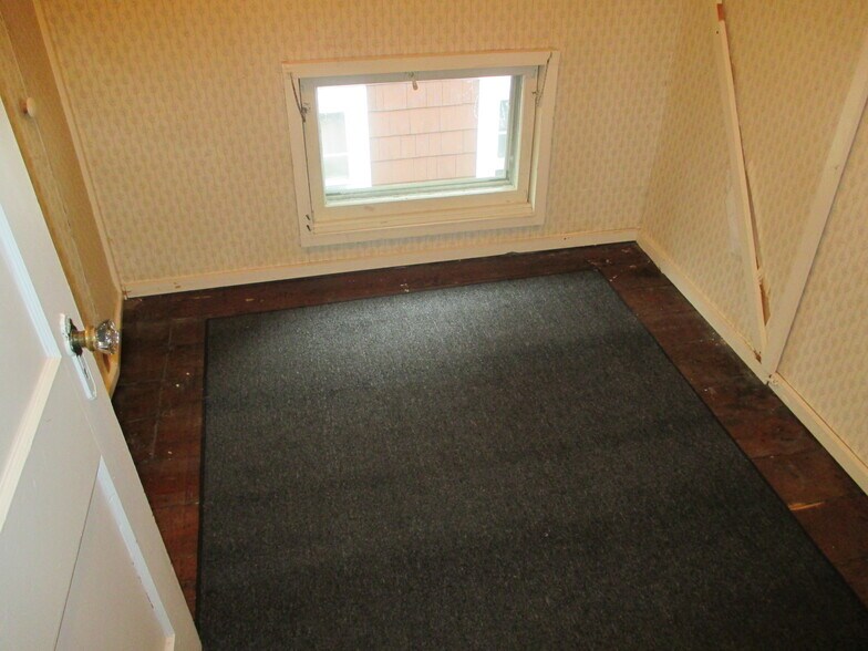 Building Photo - 3202 French St