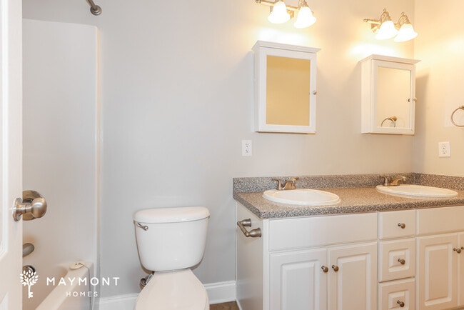 Building Photo - Lovely 4 Bedroom Home in Grovetown, GA