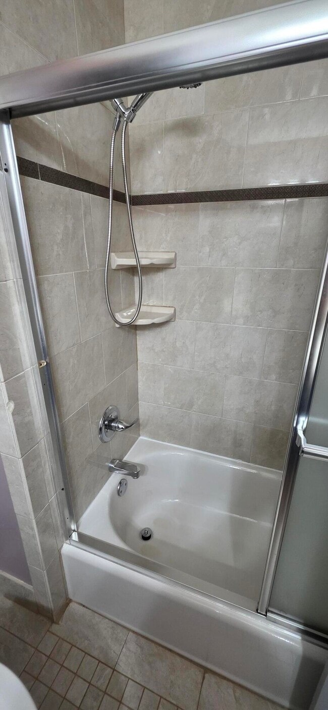 Building Photo - 4011 Pinnacle Way