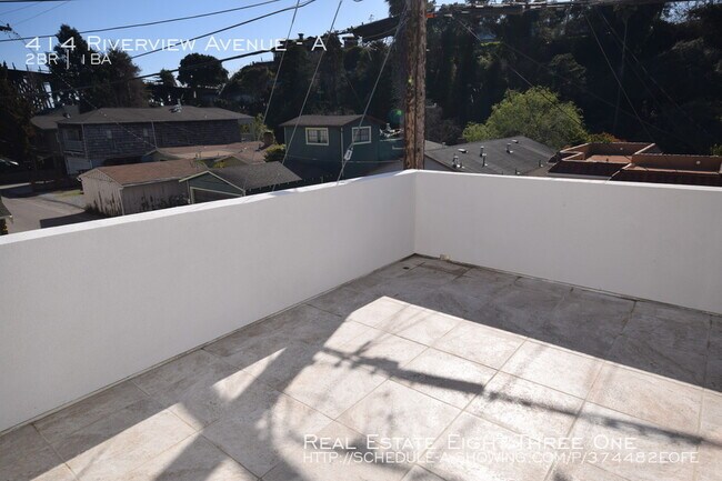 Building Photo - 414 Riverview Ave