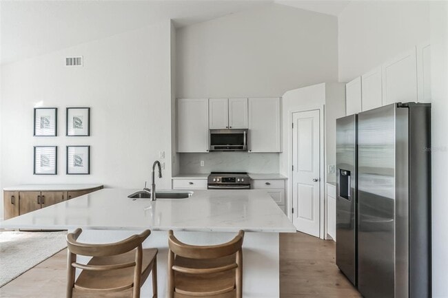 Building Photo - 2888 Phoenix Palm Terrace