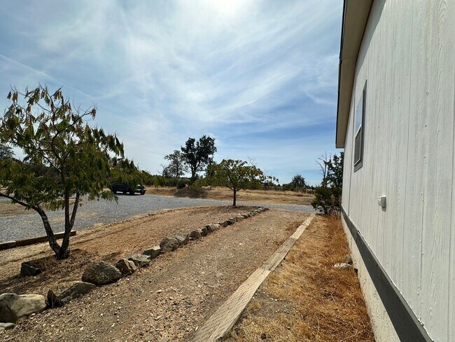 Building Photo - 14124 Marsha Way