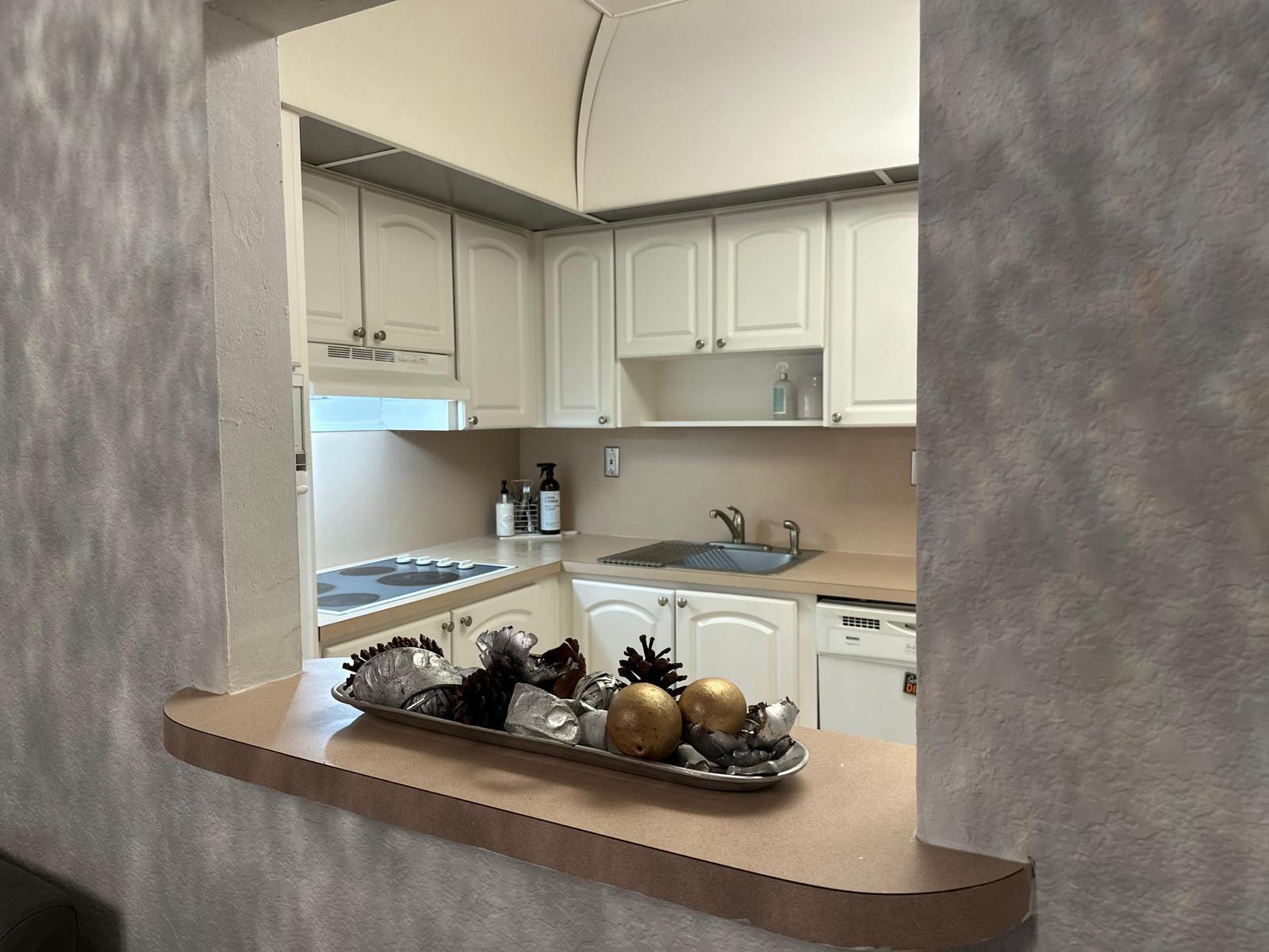 Kitchen - 19380 Collins Ave