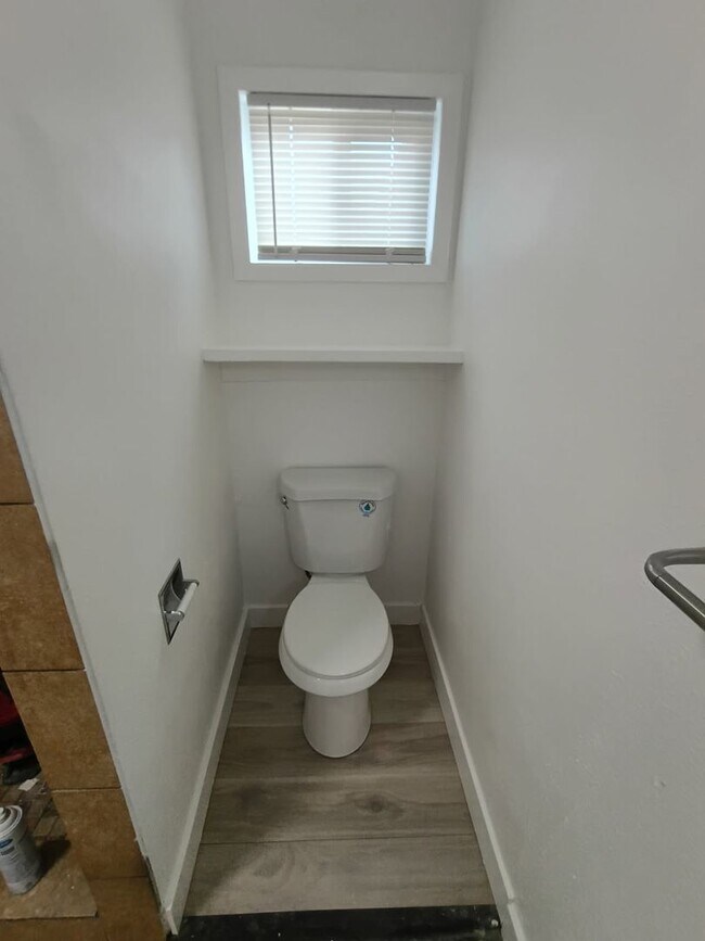 Building Photo - Upgraded 1 bedroom/1 bath in Beaumont!