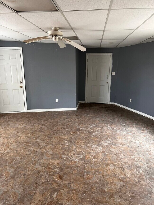 Building Photo - 4101 College Main St