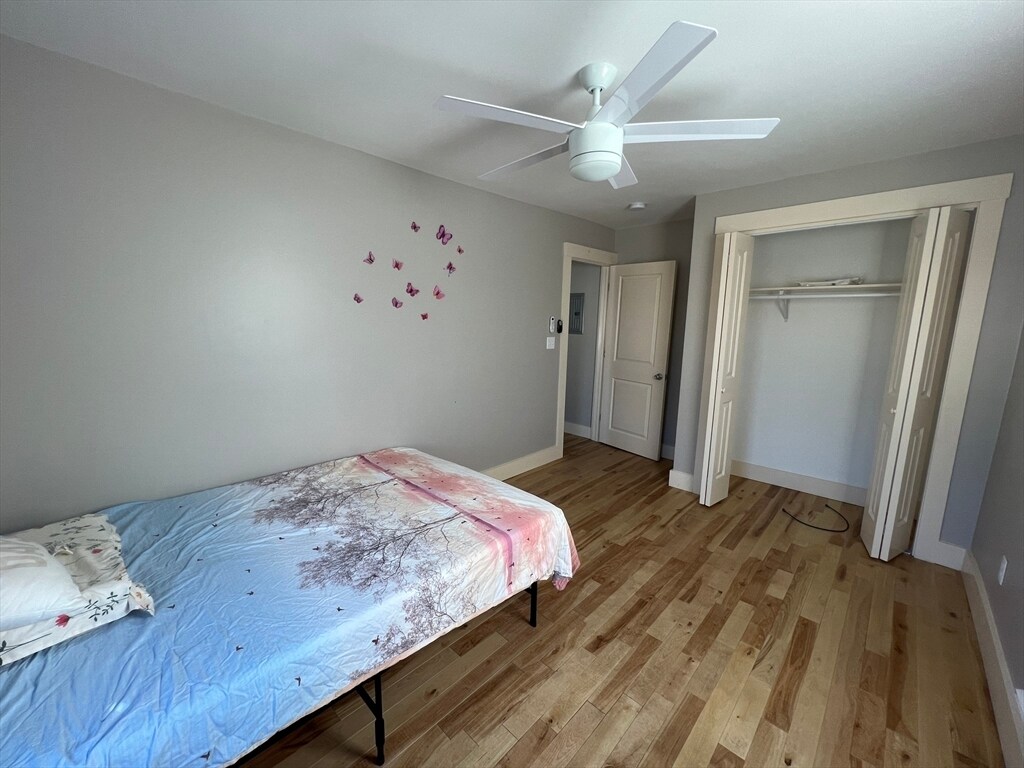 Building Photo - 39 Snow St