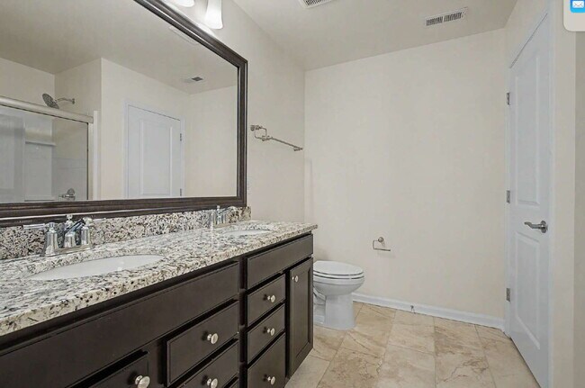 Building Photo - Spacious 4-Bedroom Home w/ Loft