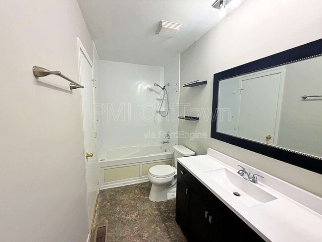 Building Photo - 1831 Nautilus Ln