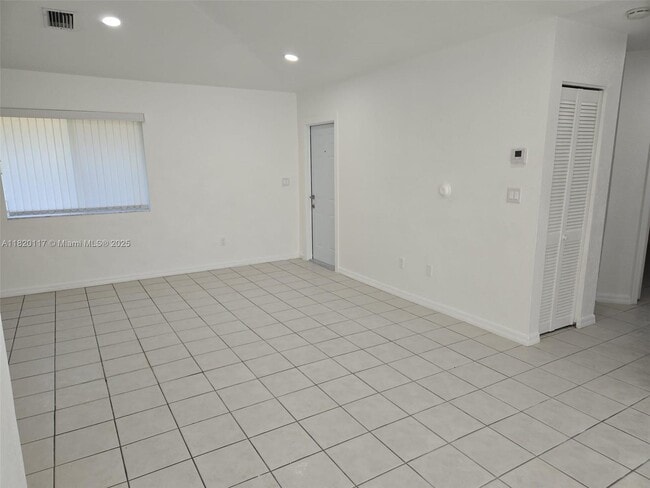 Building Photo - 20137 SW 88th Ct