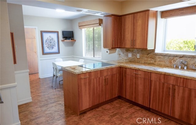 Building Photo - 10781 Lindbrook Dr