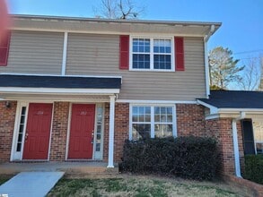 Building Photo - 202 Emerald Park Ct