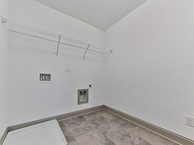 Building Photo - 419 Stovall Pl