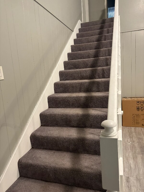 Building Photo - 318 Elm St