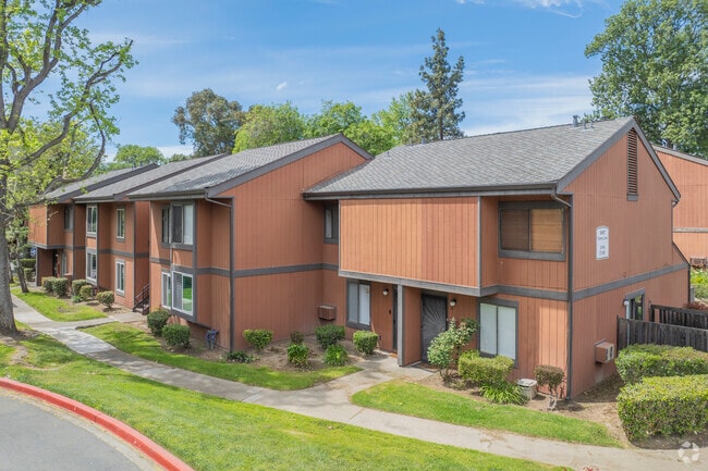 Primary Photo - Cherry Lane Apartment