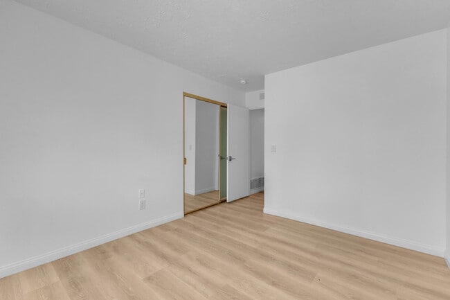 Building Photo - 72384 Ridgecrest Ln