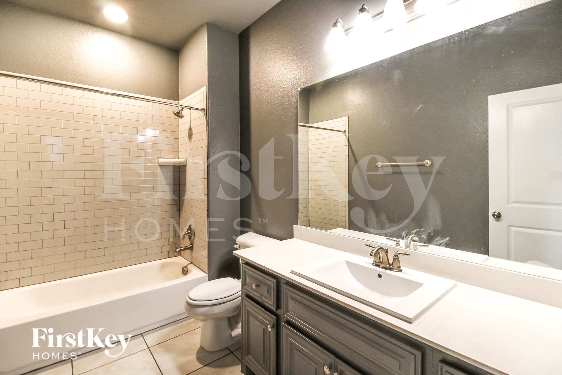 Building Photo - 1111 Elizabeth St