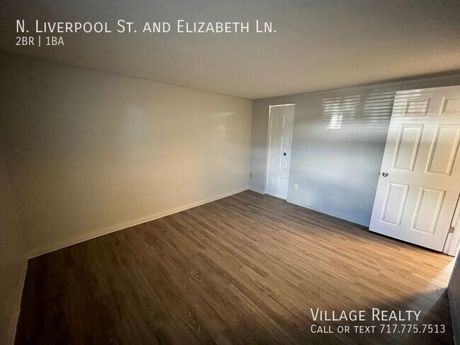 Building Photo - 65 N Liverpool St