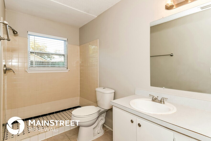 Building Photo - 2217 Destine Ln