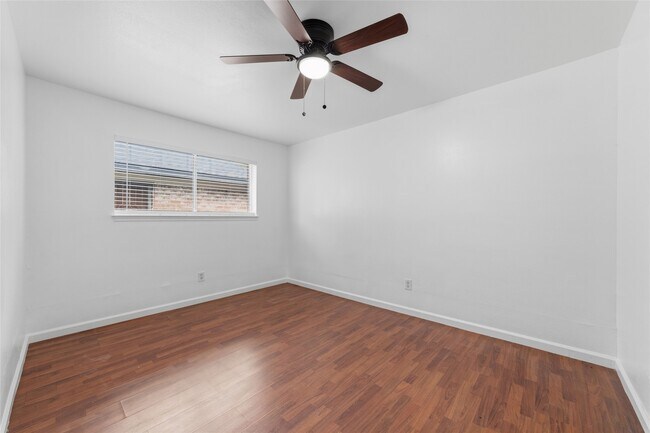 Building Photo - 11311 Hazen St