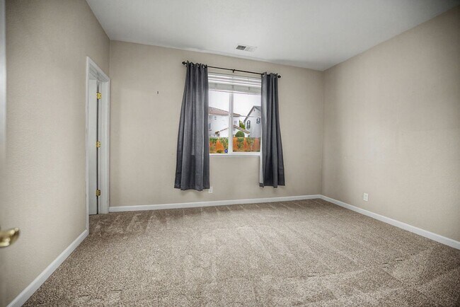 Building Photo - 4865 Peninsula Point Dr