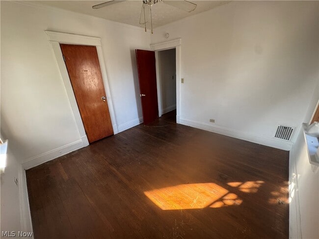 Building Photo - 1355 West Blvd