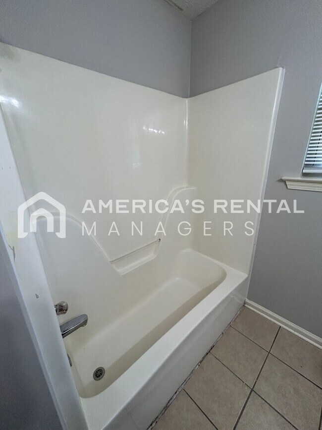 Building Photo - Home for rent in Montgomery!!! Available NOW!!!