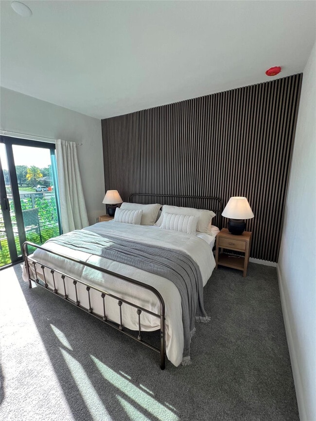 Building Photo - 2526 Pierce St