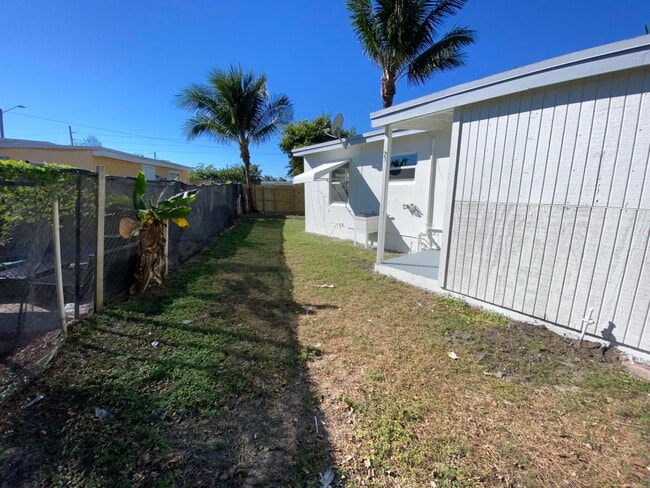 Building Photo - 110 Old Spanish Trail