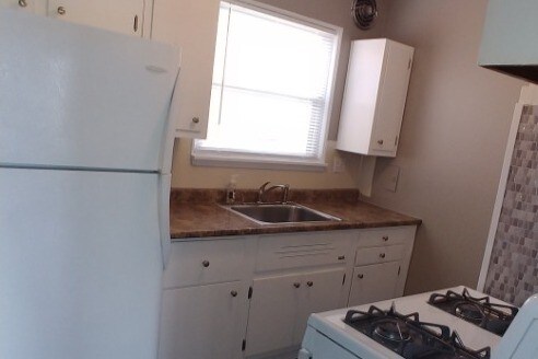 Primary Photo - 2809 W 13 Mile Rd