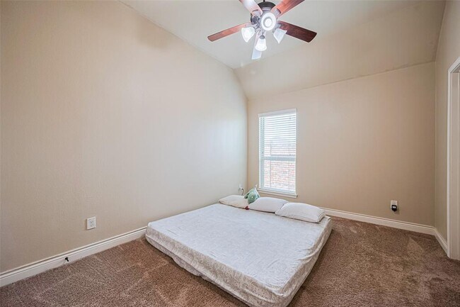 Building Photo - 20267 Ivory Valley Ln