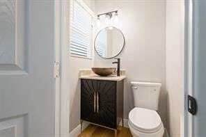 Building Photo - 104 Shoreline Dr