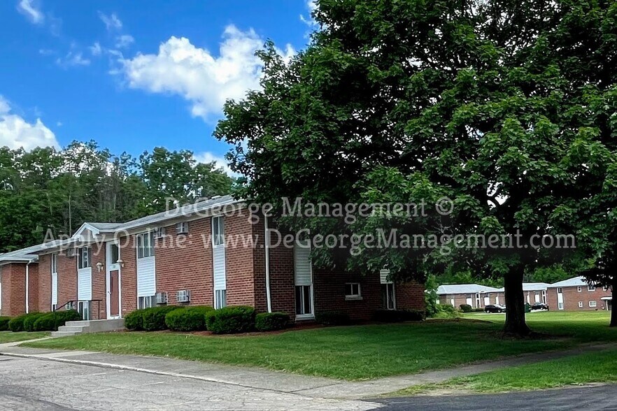 Interior Photo - William's Tribute Apartments