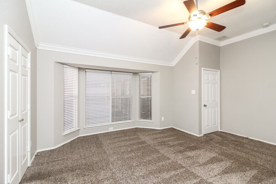 Building Photo - 2338 Liles Ln
