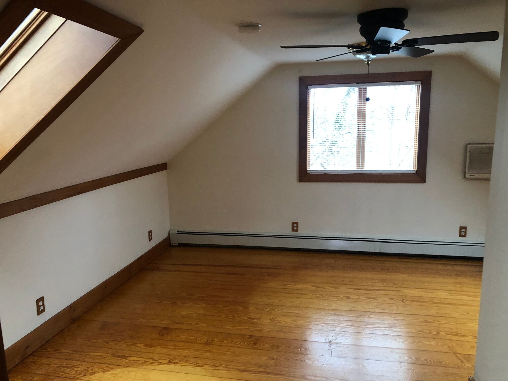 Upstairs bedroom 1 - 200 Park Ave