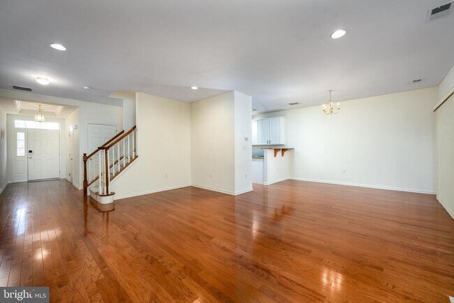 Building Photo - 249 Concord Pl