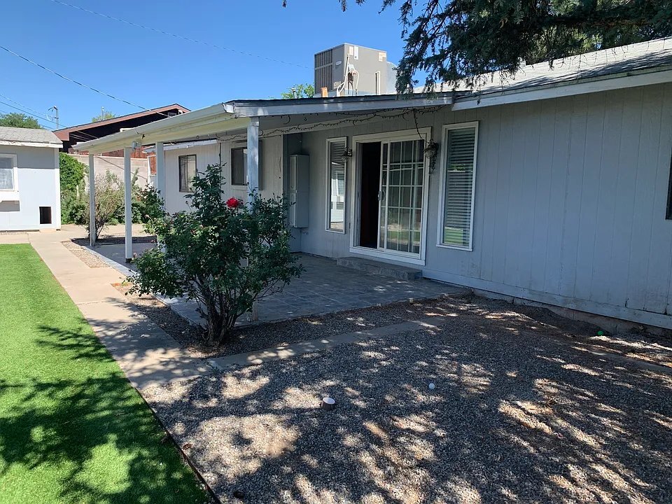 Building Photo - 1401 Zuni Pl
