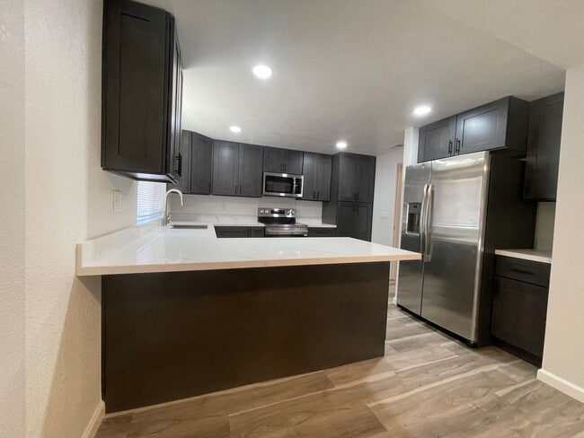 Building Photo - 2700 Bluebell Cir