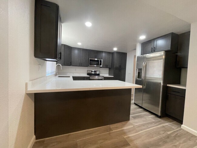 Building Photo - Updated Gorgeous Antioch Home with Pool
