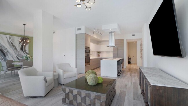 Building Photo - 155 E Boca Raton Rd