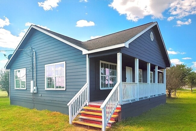 Building Photo - 1040 Darst Rd