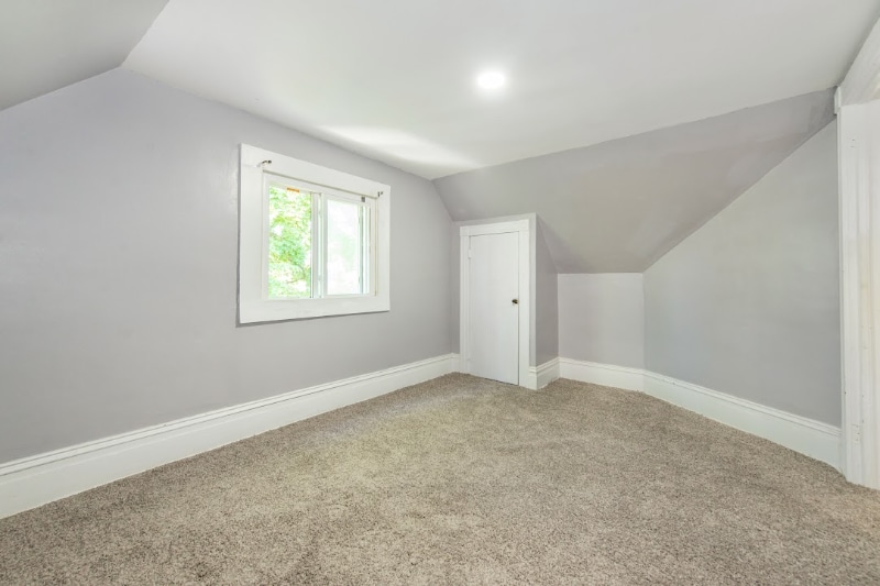 Building Photo - 233 Glenwood Ave