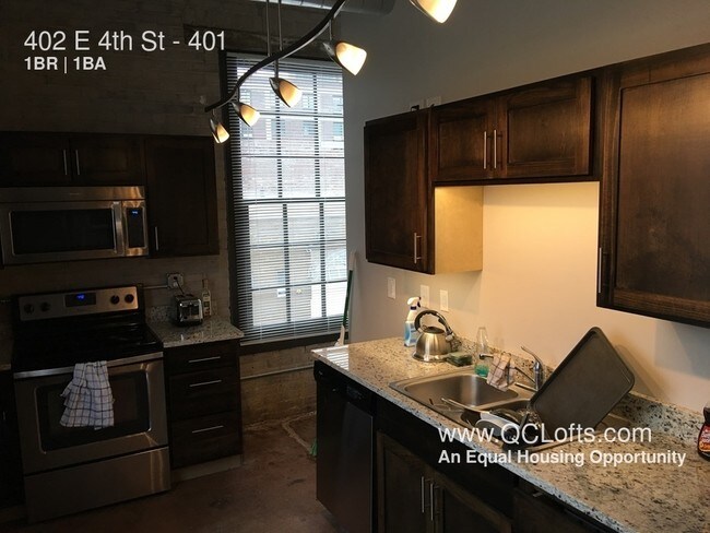 Building Photo - Halligan Coffee Company Lofts- 1 BR Riverview