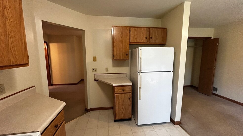 Building Photo - 4212 Menga Dr