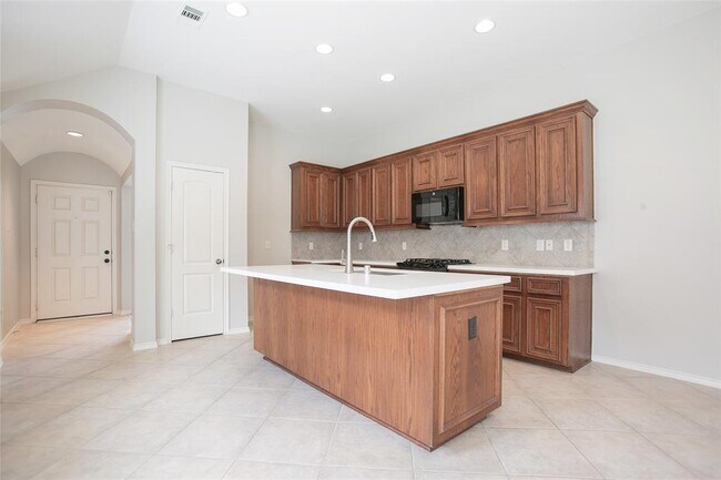 Building Photo - 27522 Gatlin Ln