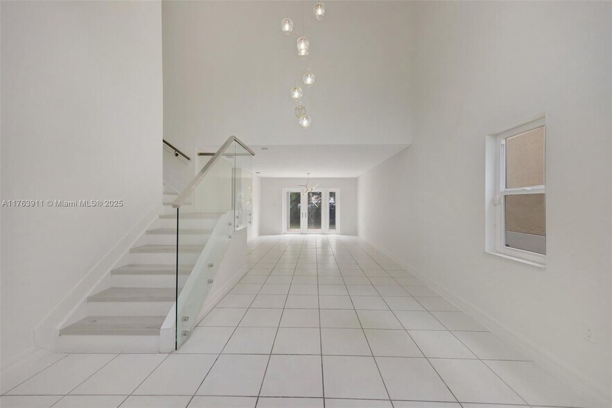 Building Photo - 21320 SW 97th Ave