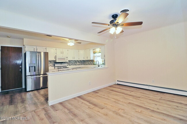 Building Photo - 43 Whitmore Dr