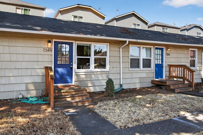 Building Photo - 7349 SE Evergreen St