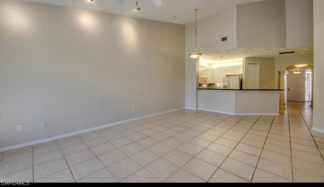 Building Photo - 15250 Riverbend Blvd