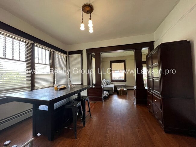 Building Photo - Beautiful House, Close to the Greenway and...